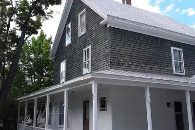 Image de Cozy mountain retreat near Skiing, Hiking, and Biking!