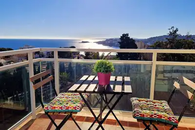 Peaceful Stay with Sea Views and Parking. 2 Bedroom Apartment in Cala Major