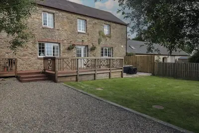 Image de The Granary, pet friendly, with hot tub in Saundersfoot