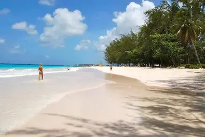 Image de Comfortable, homely condo in paradise Located on the South coast Barbados