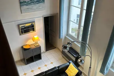 Image de \"Le clos Bissardon\" Appartement dans immeuble du 19eme siècle 20 mn centre Lyon.