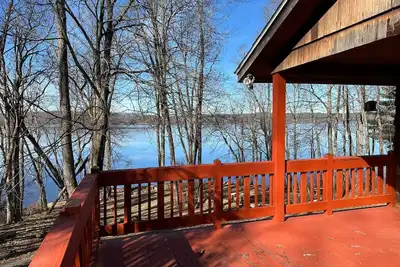 Image de Private LakeFront ranch on Lake Wallenpaupack, Pa. Secluded. Sunset view!