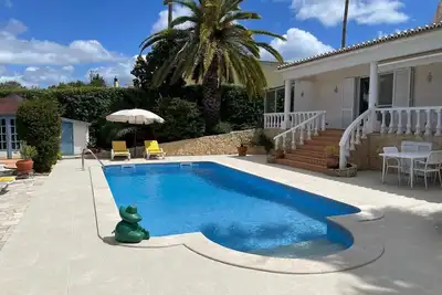 Image de Villa mit Pool und 3 Schlafzimmern in Carvoeiro