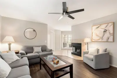 Image de Resort style condo with mountain views