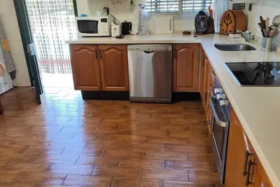 Image de Chalet con Piscina a 10 min de Sevilla