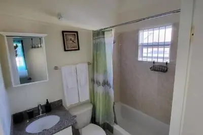 Image de Hillside Seaview Getaway