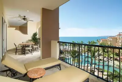 Image de Getaway 2br Suite at Villa del Palmar Flamingos