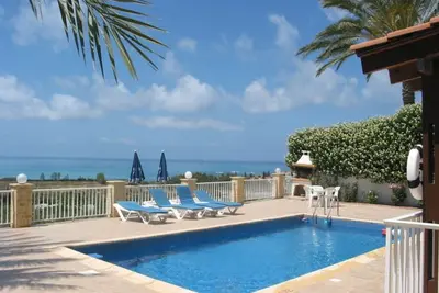 Image de Amazing sea view, bungalow, Coral Bay, pool, walking distance, parking,