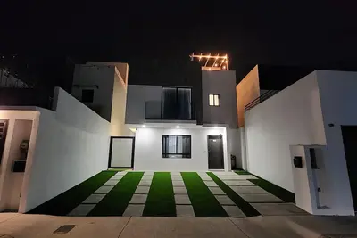 Image de New panoramic ocean view relaxing home near Rosarito Bc