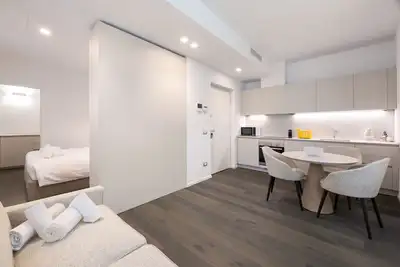 Image de [Dome's Majesty 1] Modern design & central location