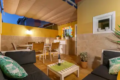 Image de Maison de vacances 'Las Velas 37' avec piscine partagée, Wi-Fi et climatisation