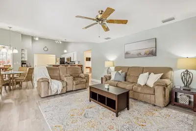 Image de Beautiful Treasure Coast Gem w/ Heated Pool, Private Patio & Bbq Grill!