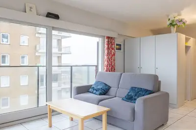 Image de Studio d'angle avec vue sur la mer