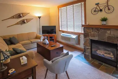 Image de Fernie - Timberline Lodges King Fir #413