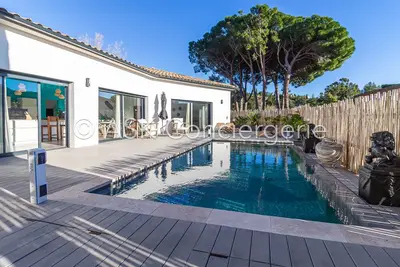 Image de Villa SurgaBali, avec piscine et à 300m de la plage