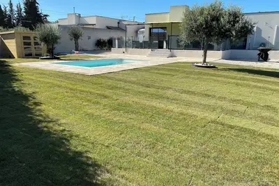 Image de Villa pour 8 personnes avec piscine au pied du Mont Ventoux