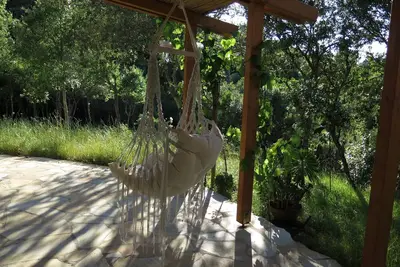 Image de Charming 1-bedroom cottage with WiFi, in the middle of the wood