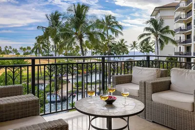 Image de Ko Olina Beach Villas B301: Serene Beachfront Luxury w/ Pool Views