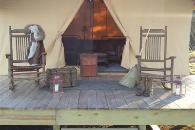 Image de Wine and Whiskey in the Wild  *Glamping an Adventure and Luxury