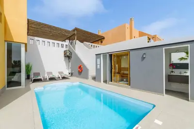 Image de Villa Krystele - Trois Chambres Villa, Couchages 6