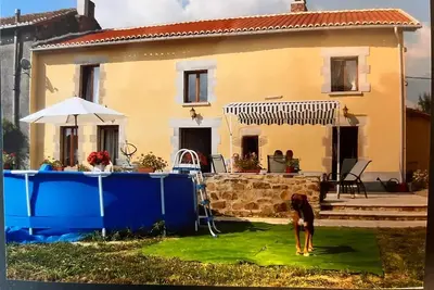 Image de Quaint, Historic French Village charm and lots of space to chill