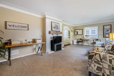 Image de Cozy home near university, Pet-Friendly & Family-Friendly Neighborhood