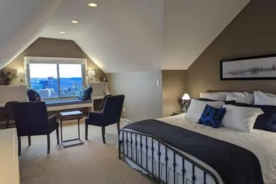 Image de Location, view, comfort: Welcome to the Boma, 3b2b\n