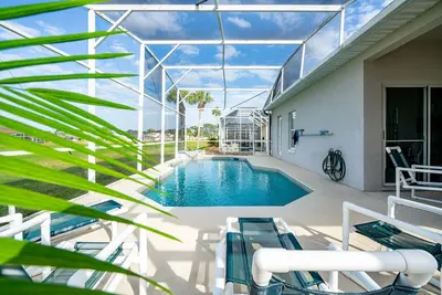 Image de Golf course view in a Villa with private pool