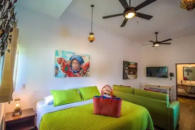 Image de Casa Danzón Studio suite with kitchenette.