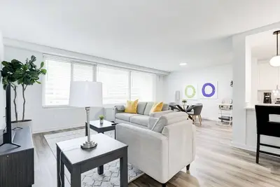 Image de Arlington Modern Comfort Meets City Life