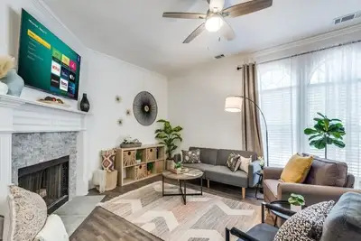 Image de Welcome to Frisco Home Hosted by V