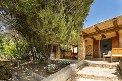 Image de Maison de vacances 'Domu De Maria' avec vue sur la mer, terrasse privée et climatisation