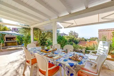 Image de Maison de vacances \"Casa Donatella Torre dei Corsari\" avec vue sur mer et Wi-Fi