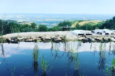 Image de Maison de vacances Haut Standing 'Grange Spacieuse Et Élégante' avec vue lac, piscine et Wi-Fi