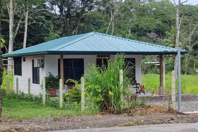 Casita en Pueblo Costarricense muy Linda y Segura Pura Vida