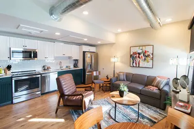 Image de Duluth Press Residential Suites | Unit 202