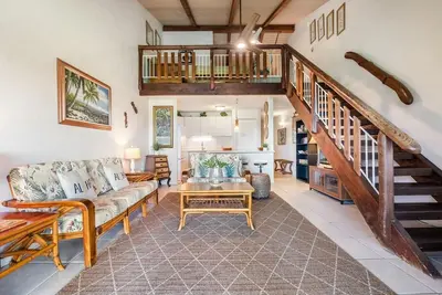 Image de Tmk 570010290064\nGet an island getaway feel, with the perks of Oahu's city life.