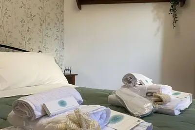 Image de Cozy Holiday Home, 2 double rooms Mountain Views in Medieval Village