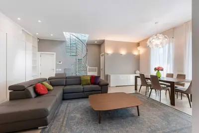 Image de Wonderful Penthouse with terrace a few steps from the Duomo