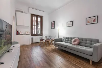 Easylife - Cuddle & relax in the heart of Isola