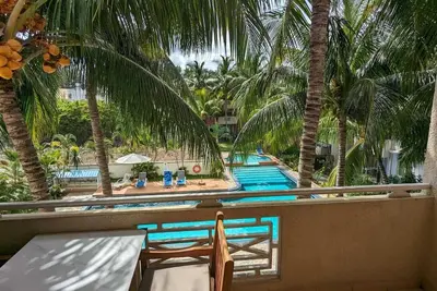 Image de Bel appartement lumineux ds résidence avec belle piscine proche plage &commerces