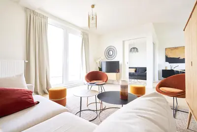 Image de Penthouse - City Views/Free Parking/Luggage Room