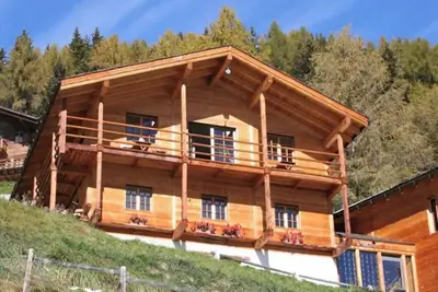 Image de Beau chalet confortable pour 8 personnes avec une vue splendide. Lumineux et spacieux, sur deux étag