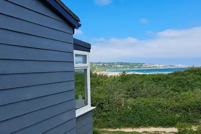 Image de Nestled towards the far edge of the park, with direct access to the south west coast path