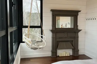 Image de New construction, This Chalet is ready to enjoy all seasons!