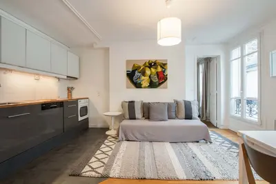 Image de Joli 3 pièces proche du Canal Saint Martin