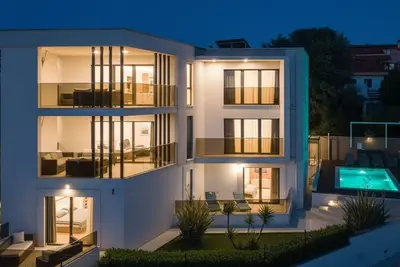 Image de Maison de vacances pour 10 personnes env. 200 qmà Pjescana Uvala, Istrie (Istrische Riviera)