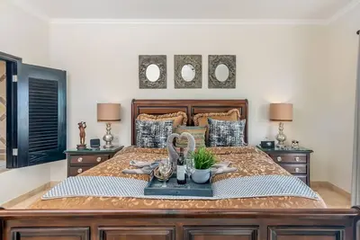 Image de Penthouse Cabo Condo - steps away from Medano Beach\n2 Bedroom, 2 Bath, Sleeps 6.