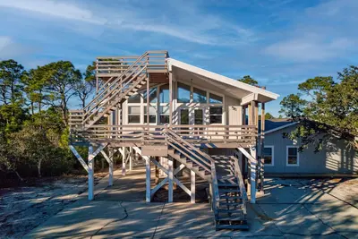 Image de 5 Br House Pet Friendly | Epic View | Port of Yall