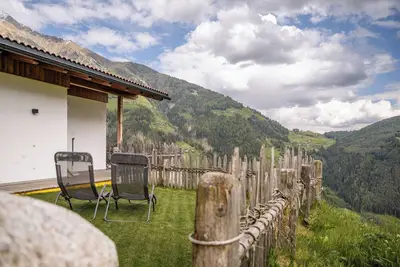 Image de Appartement 'Tratterhof Apt Astjoch' avec vue sur les montagnes, terrasse privée et Wi-Fi